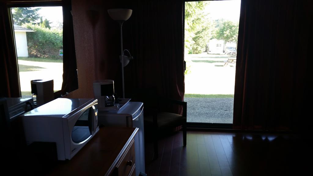 Timberlodge Rv & Campground Port Alberni Rum bild